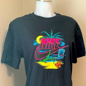Nike T-shirt new with tags